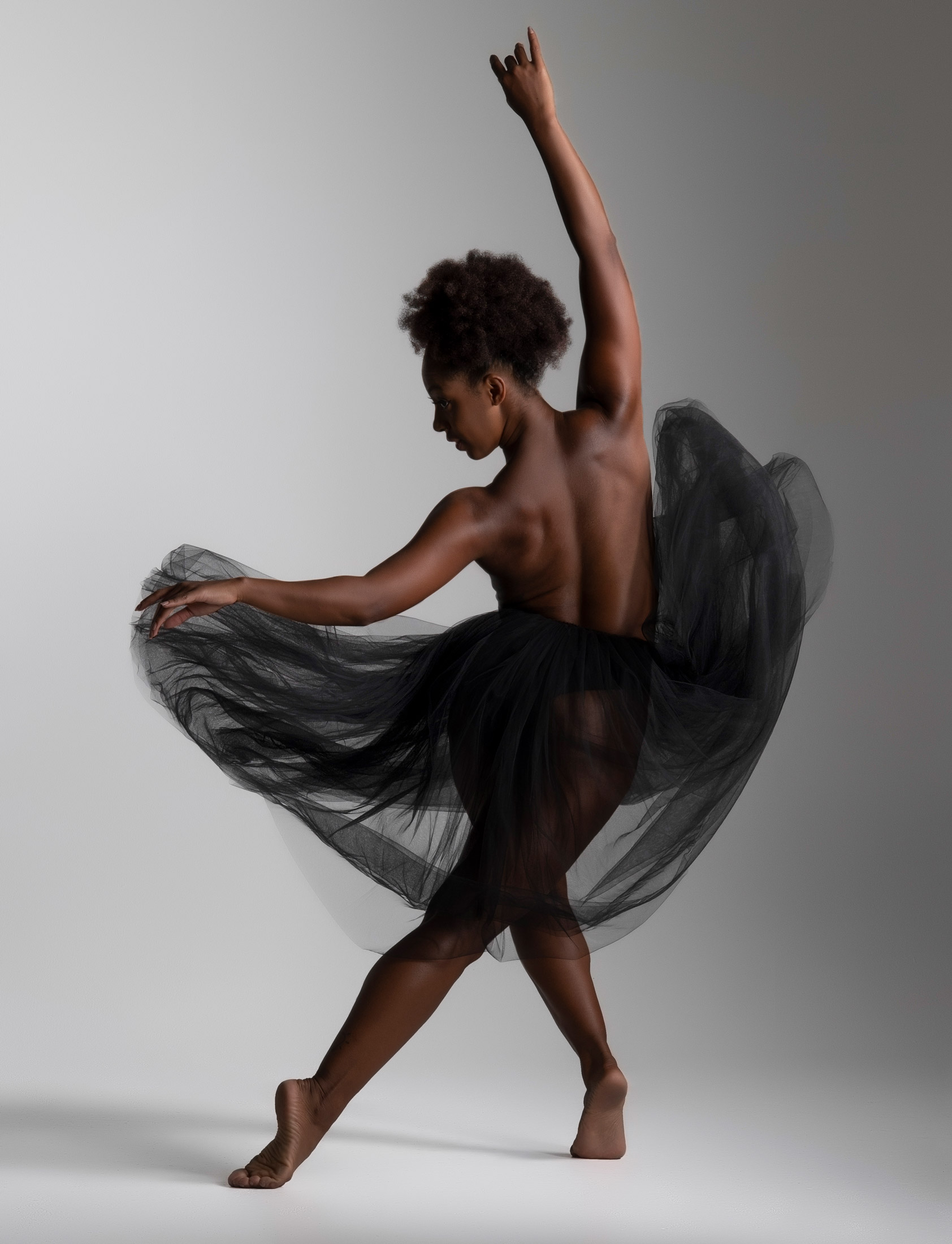 glorious ballet black isabela coracy posing