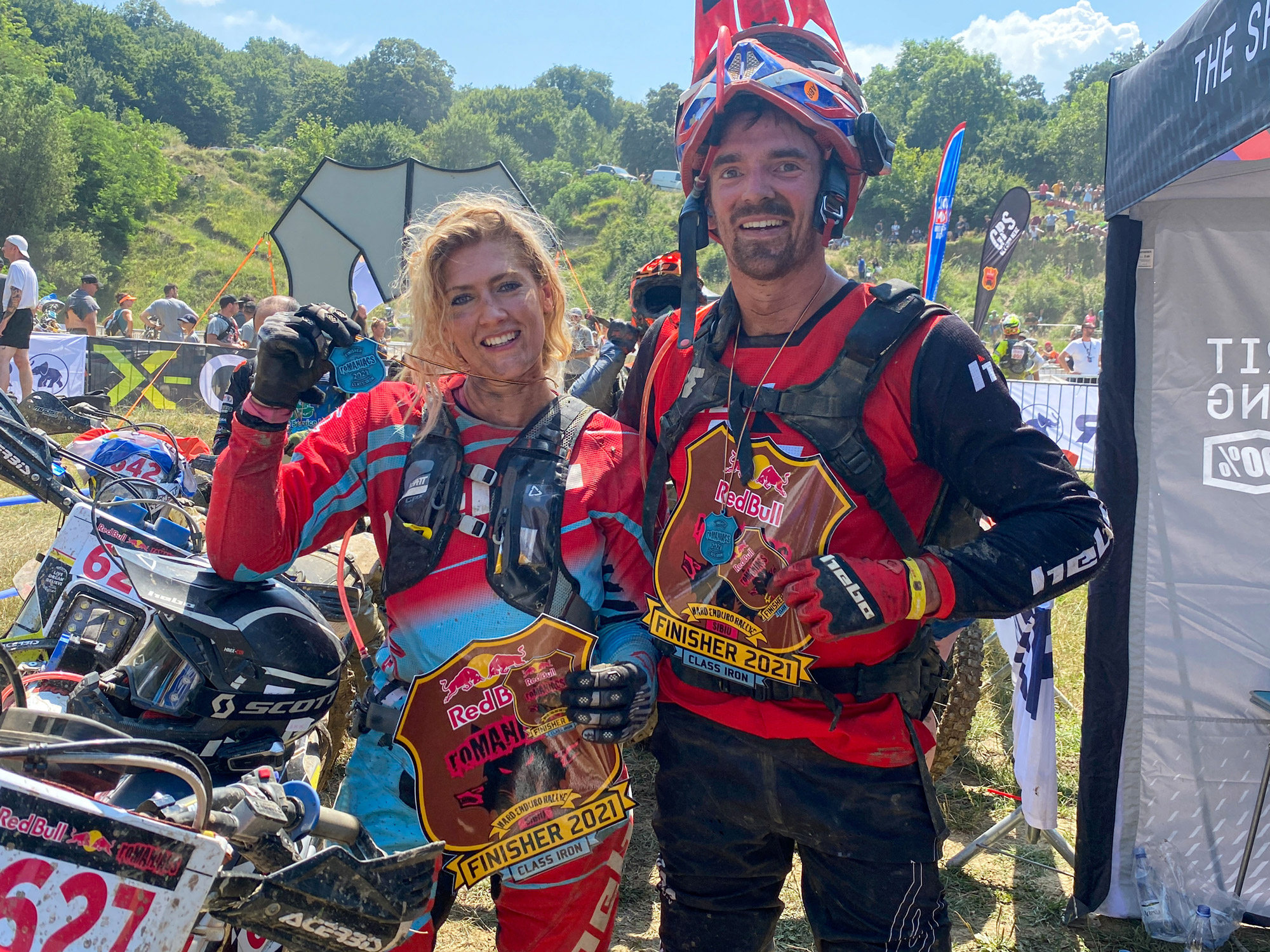 glorious vanessa ruck the girl on a bike and her husband happy after race finish line romaniacs